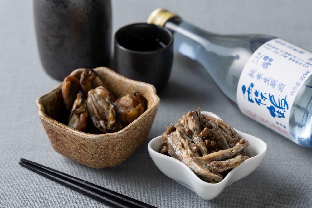 しぼりたて純米生原酒と広島の珍味セット